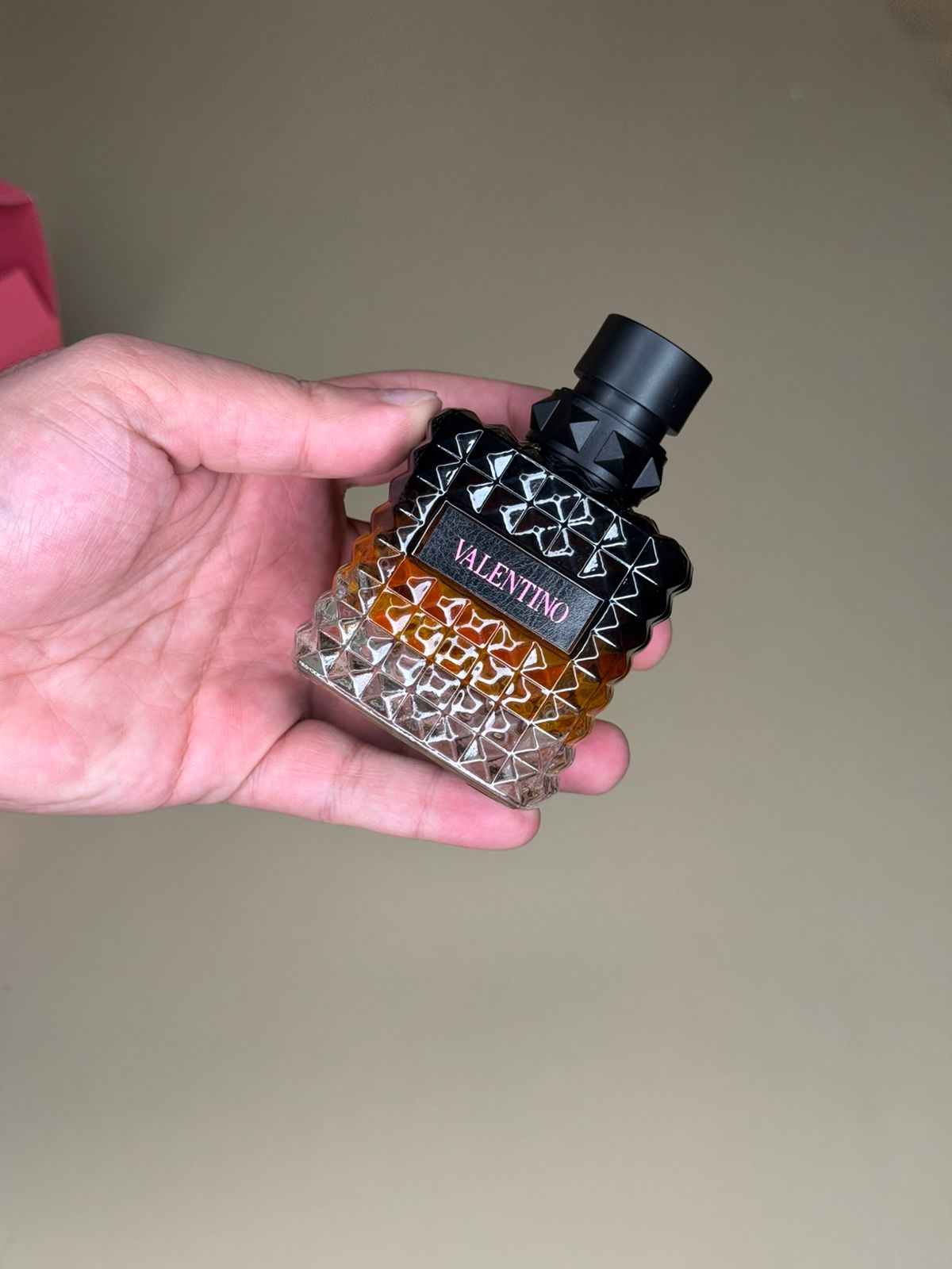 دونا بورن ان روما انتنس