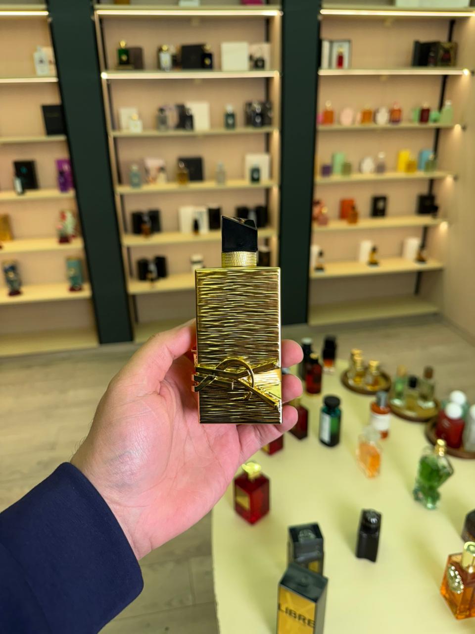 ليبر فانيلا كوتور