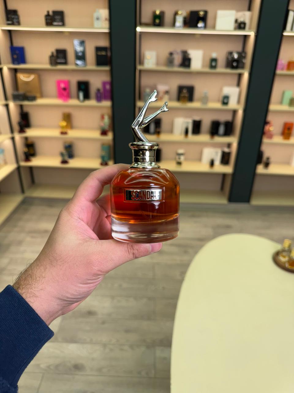 سكاندال