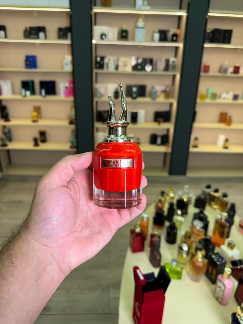 سكاندال لي بارفام